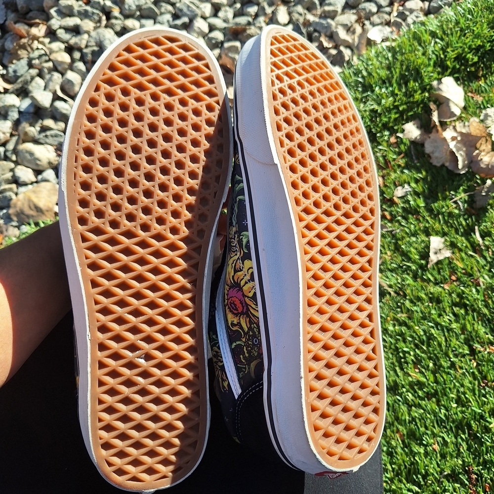 Vans Old Skool Beauty Skull/Fruit Skull Low Top Sneakers - Black/Multicolor 12 - Picture 5 of 15